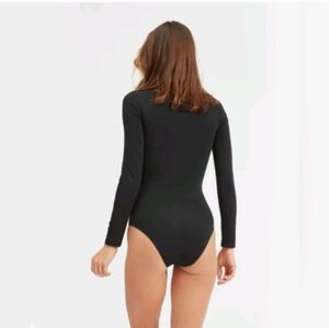 Everlane v neck long sleeve black bodysuit sz S